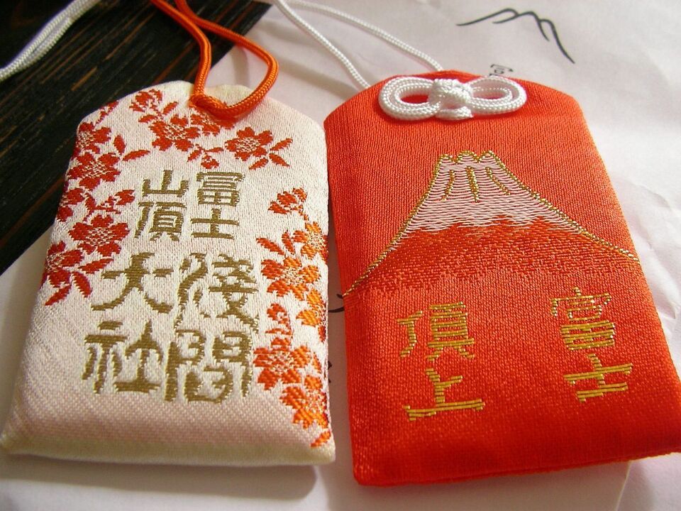 japanese amulets for luck